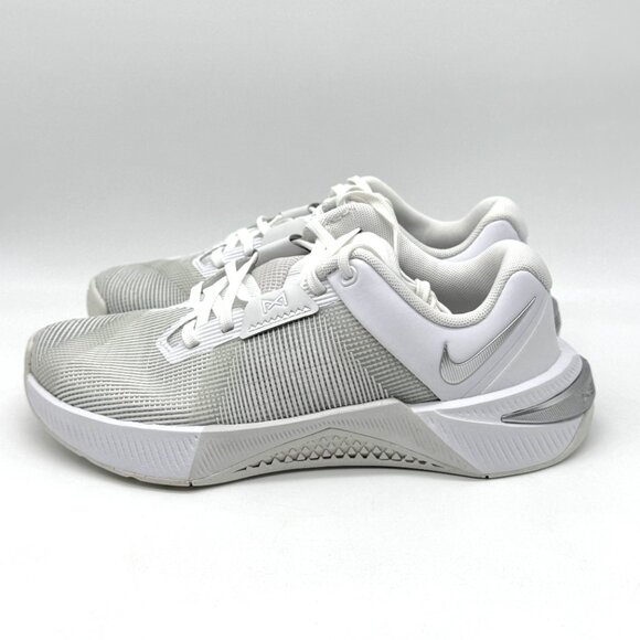 Nike Womens Metcon 10 White Shoes Sz 5 New w/ Marks Workout HQ2620-100 - Picture 3 of 10